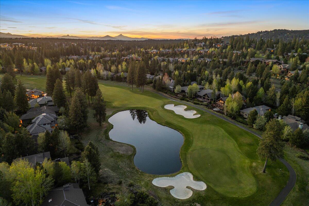 Broken Top - Residential