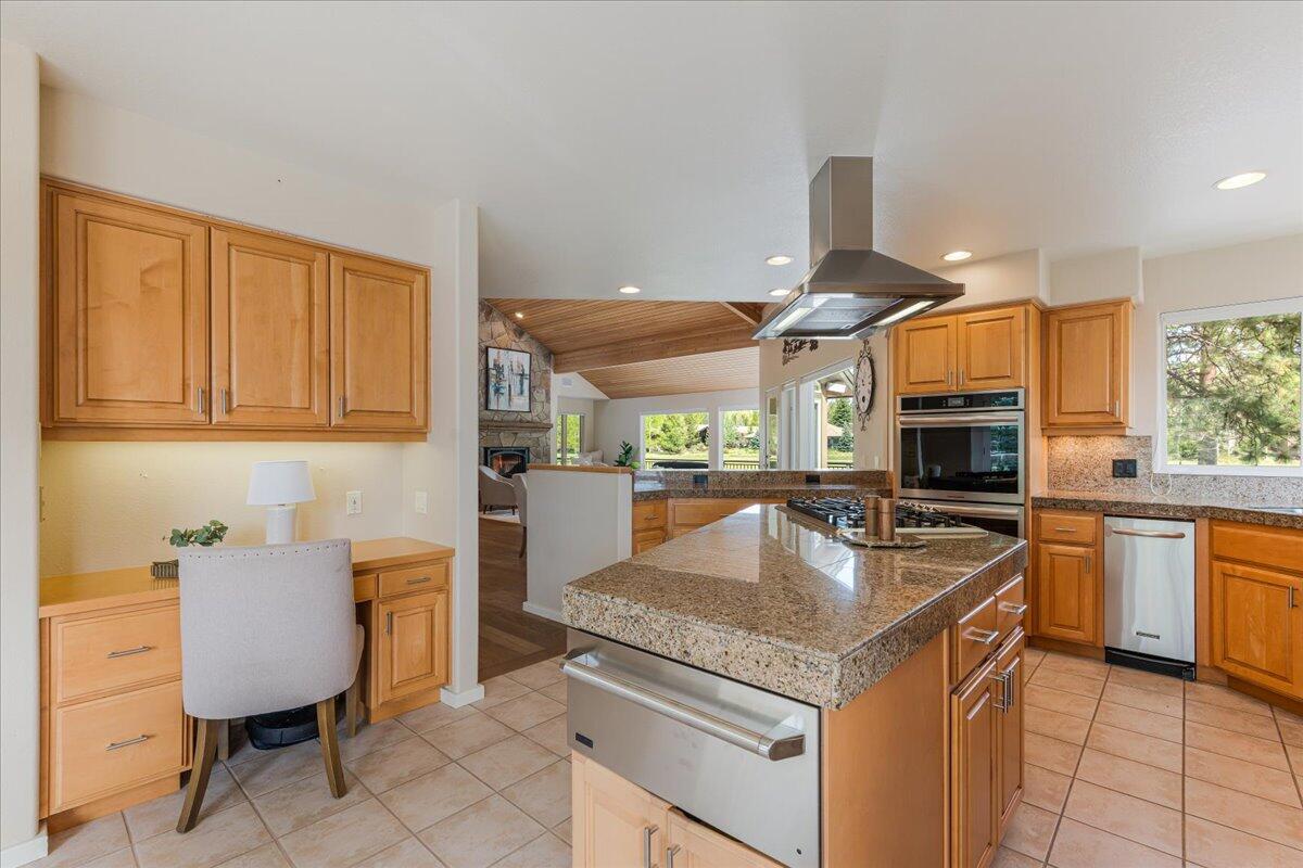 Broken Top - Residential