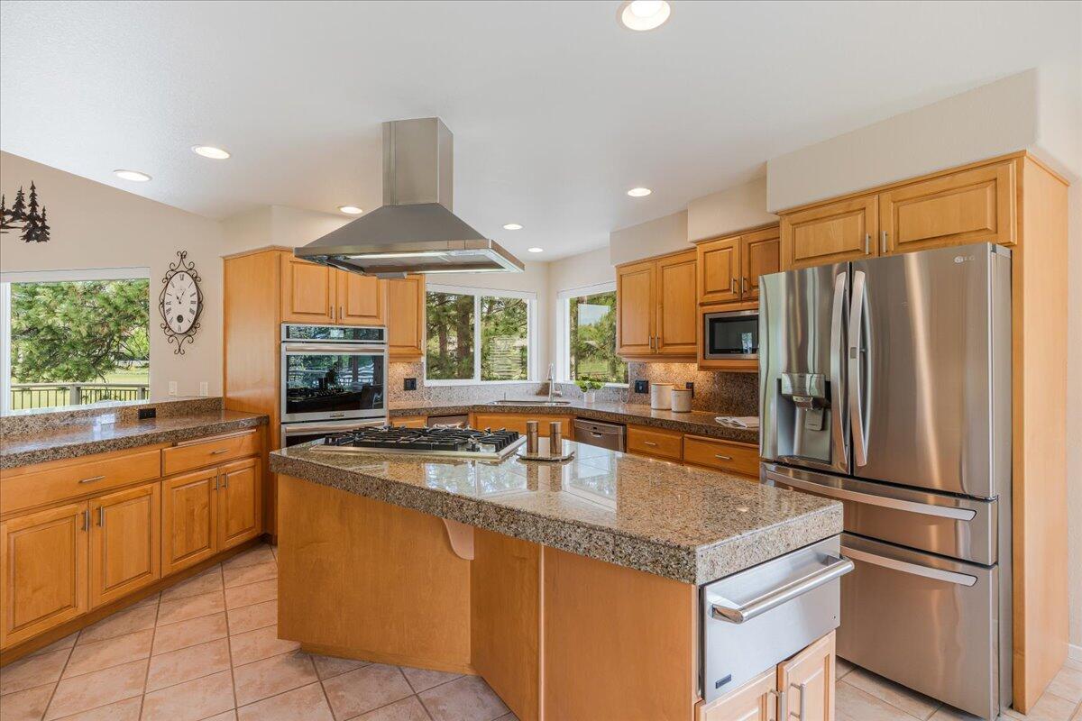 Broken Top - Residential