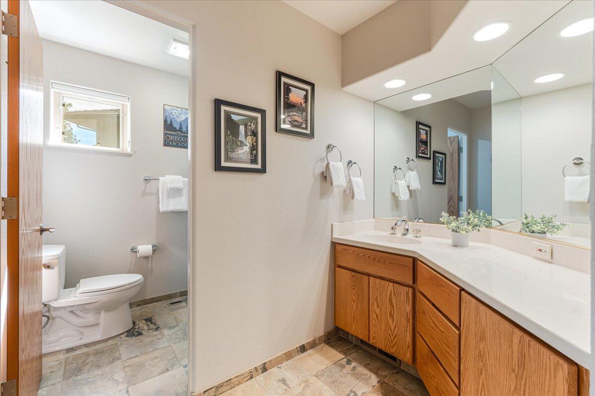 Broken Top - Residential