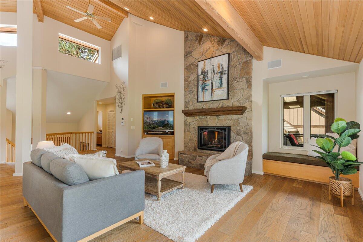 Broken Top - Residential