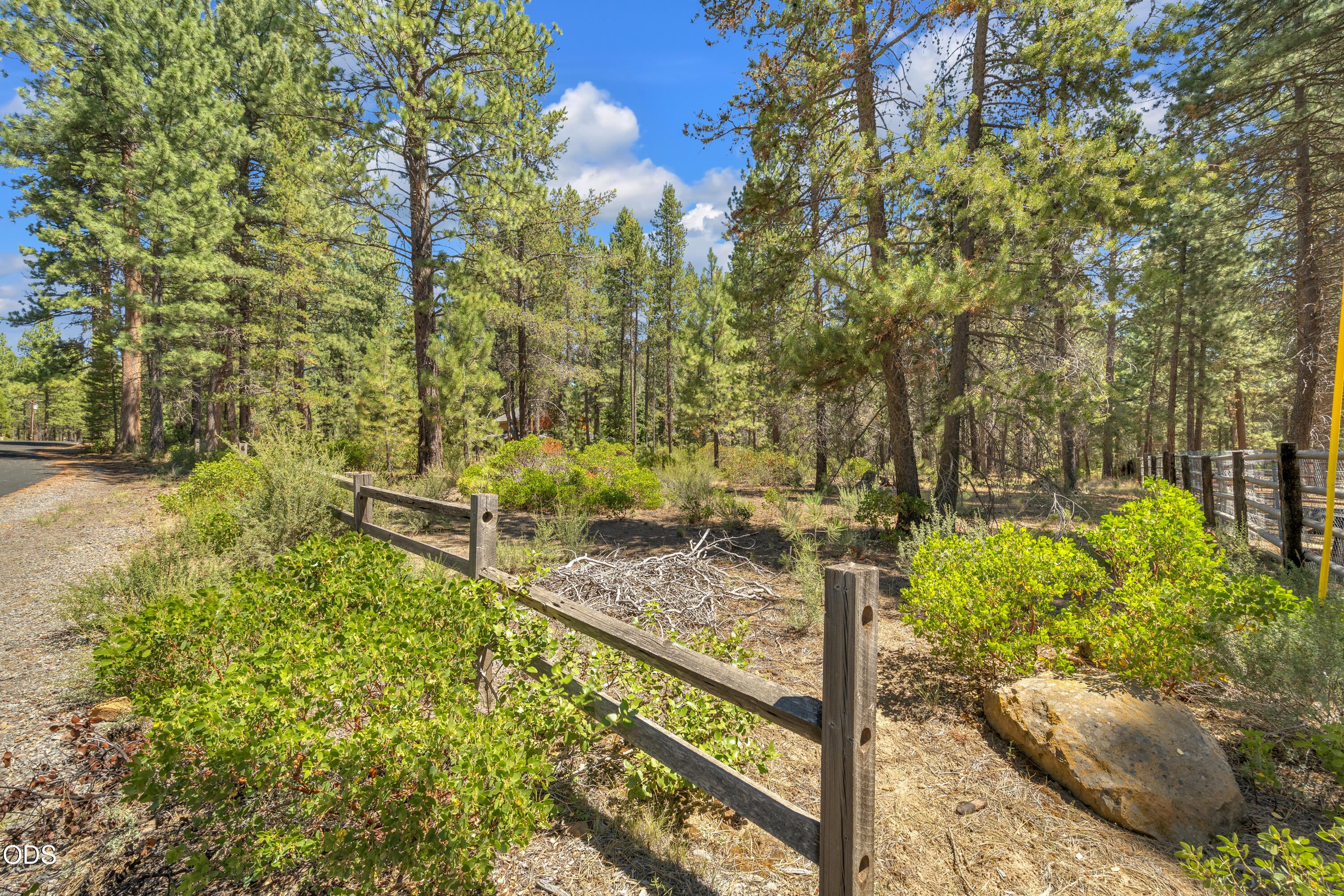 56860 Gina Lane