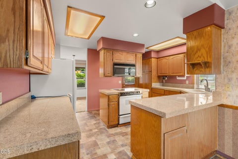 Tiny photo for 1449 Ben Aire Circle, Grants Pass, OR 97527 (MLS # 220223867)