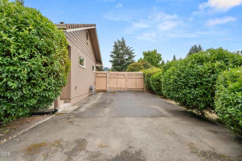 Tiny photo for 1449 Ben Aire Circle, Grants Pass, OR 97527 (MLS # 220223867)