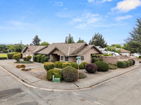 Tiny photo for 1449 Ben Aire Circle, Grants Pass, OR 97527 (MLS # 220223867)