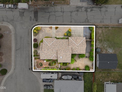 Tiny photo for 1449 Ben Aire Circle, Grants Pass, OR 97527 (MLS # 220223867)