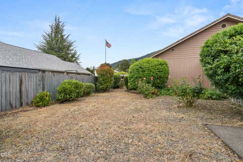 Tiny photo for 1449 Ben Aire Circle, Grants Pass, OR 97527 (MLS # 220223867)
