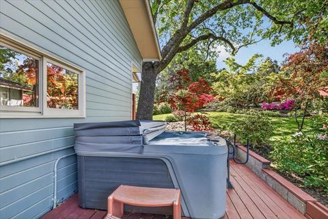 Tiny photo for 610 Orchard Street, Ashland, OR 97520 (MLS # 220220148)