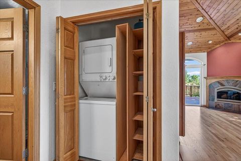 Tiny photo for 610 Orchard Street, Ashland, OR 97520 (MLS # 220220148)