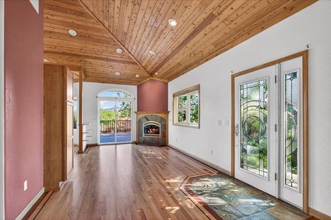 Tiny photo for 610 Orchard Street, Ashland, OR 97520 (MLS # 220220148)