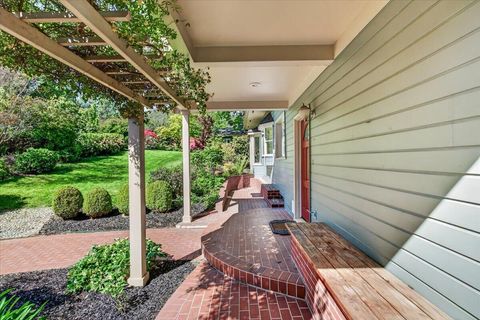 Tiny photo for 610 Orchard Street, Ashland, OR 97520 (MLS # 220220148)