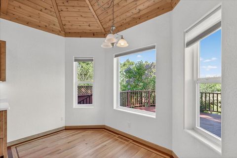Tiny photo for 610 Orchard Street, Ashland, OR 97520 (MLS # 220220148)