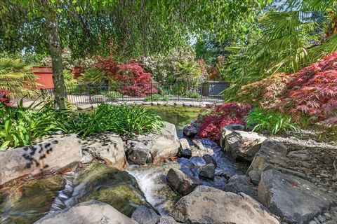 Tiny photo for 610 Orchard Street, Ashland, OR 97520 (MLS # 220220148)