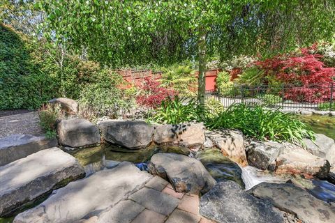 Tiny photo for 610 Orchard Street, Ashland, OR 97520 (MLS # 220220148)