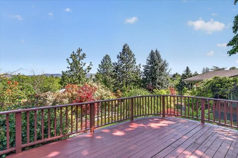 Tiny photo for 610 Orchard Street, Ashland, OR 97520 (MLS # 220220148)
