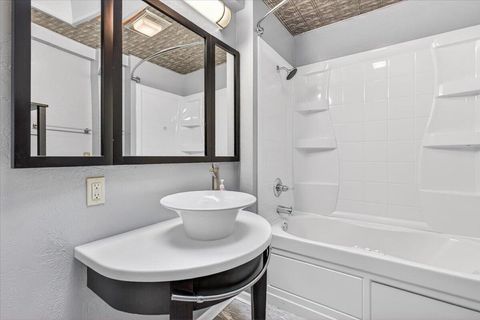Tiny photo for 610 Orchard Street, Ashland, OR 97520 (MLS # 220220148)