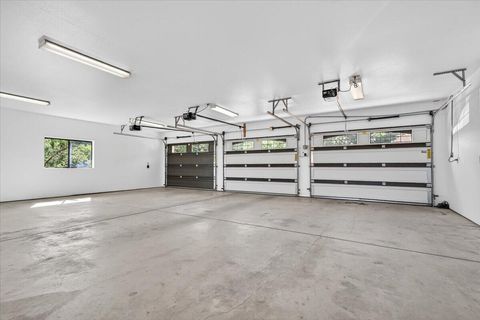Tiny photo for 610 Orchard Street, Ashland, OR 97520 (MLS # 220220148)