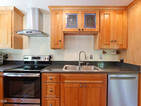 Tiny photo for 12 Pine Street, Shady Cove, OR 97539 (MLS # 220223240)