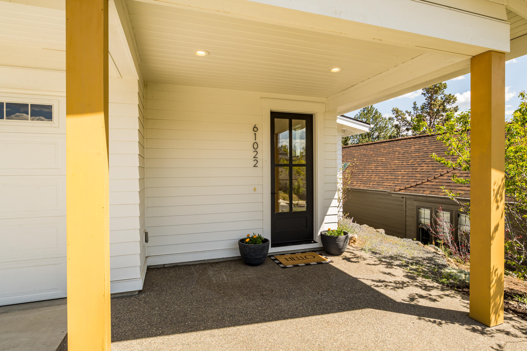 61022 SE Light Peak Drive
