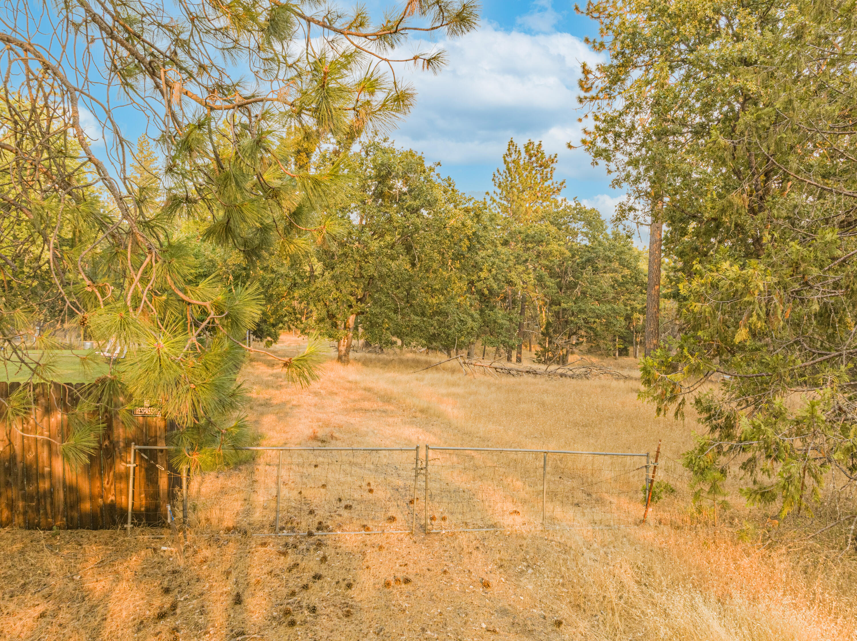 Bonnie Brae Subdivision - Land