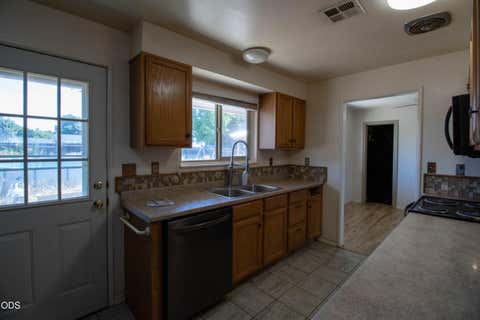 Tiny photo for 10443 Wright Avenue, Klamath Falls, OR 97603 (MLS # 220227081)