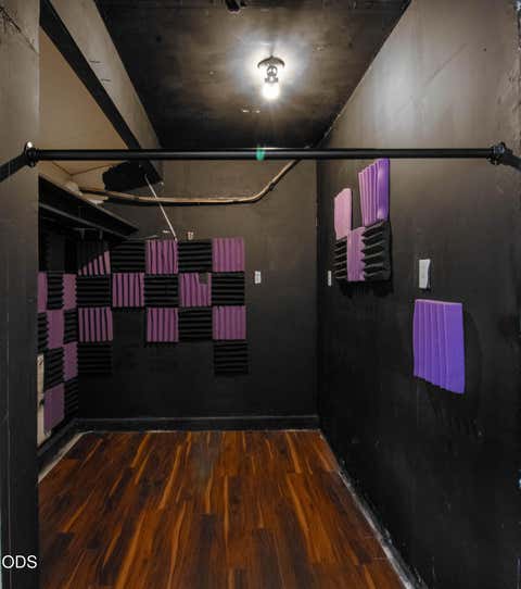 Tiny photo for 10443 Wright Avenue, Klamath Falls, OR 97603 (MLS # 220227081)
