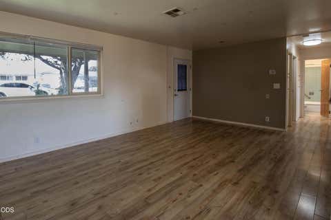 Tiny photo for 10443 Wright Avenue, Klamath Falls, OR 97603 (MLS # 220227081)