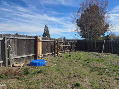 Tiny photo for 10443 Wright Avenue, Klamath Falls, OR 97603 (MLS # 220227081)