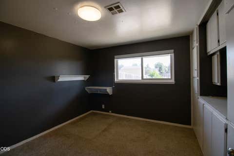 Tiny photo for 10443 Wright Avenue, Klamath Falls, OR 97603 (MLS # 220227081)