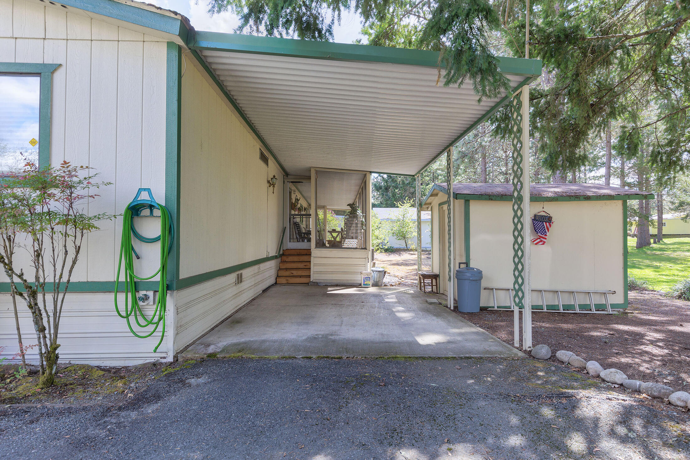 North Valley Mobile Home Estates - Residential