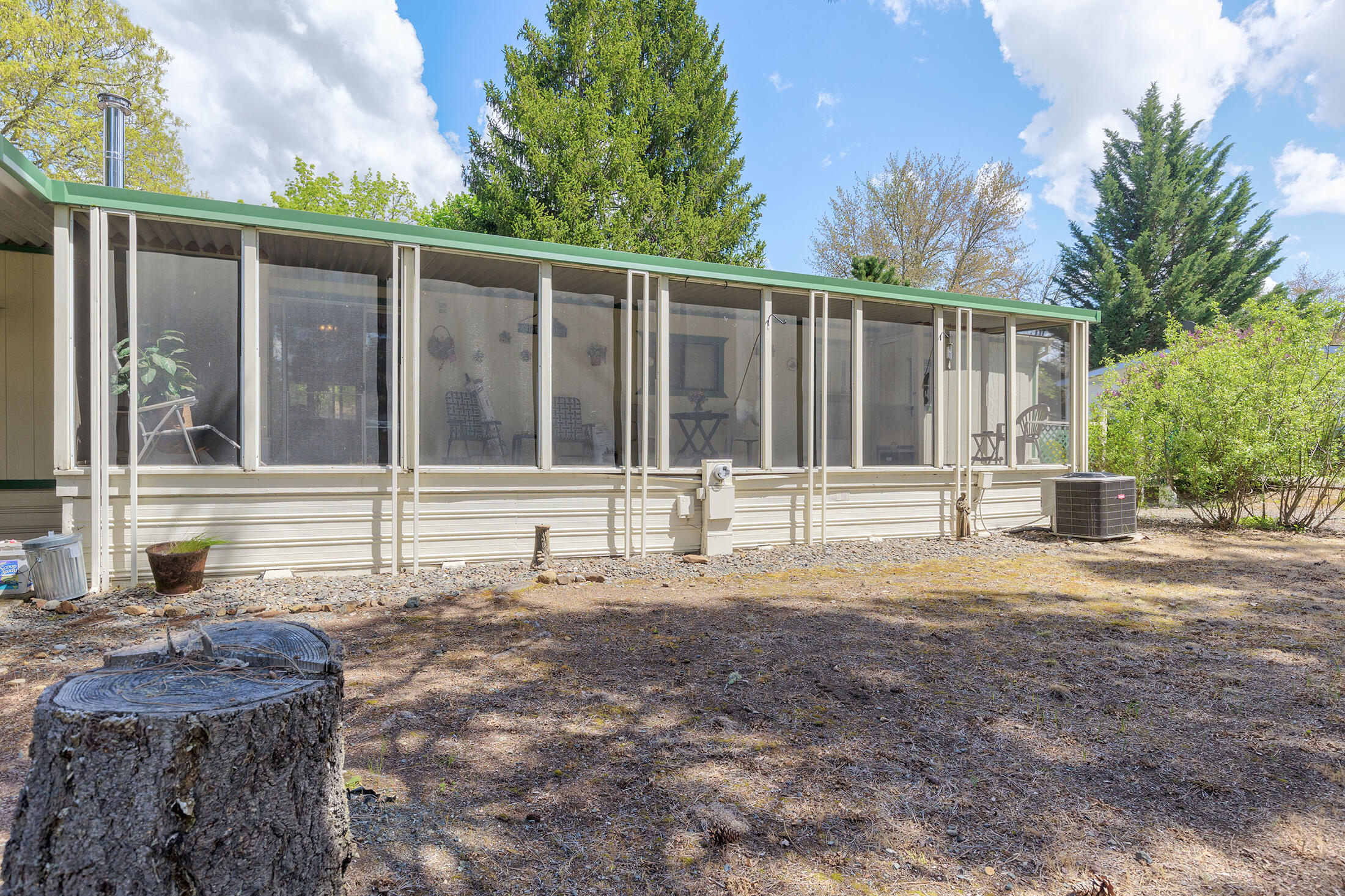 North Valley Mobile Home Estates - Residential