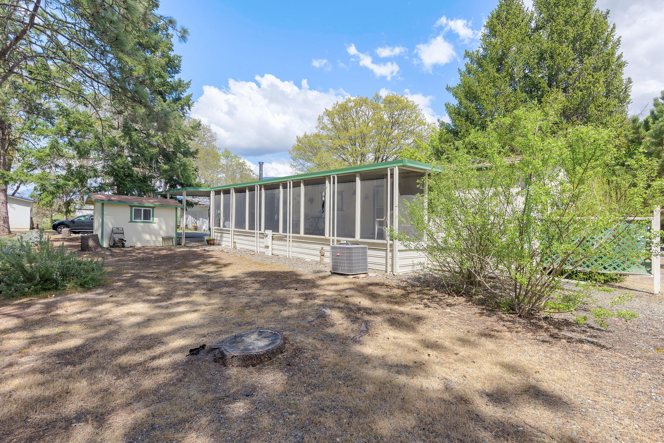 North Valley Mobile Home Estates - Residential