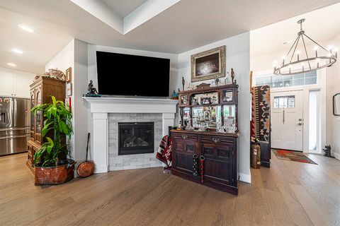 Tiny photo for 3855 Wyoming Lane, Medford, OR 97504 (MLS # 220211925)