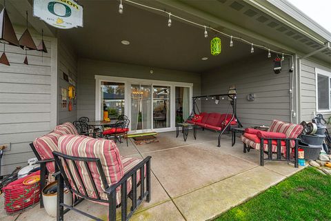 Tiny photo for 3855 Wyoming Lane, Medford, OR 97504 (MLS # 220211925)