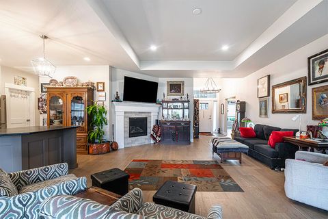 Tiny photo for 3855 Wyoming Lane, Medford, OR 97504 (MLS # 220211925)