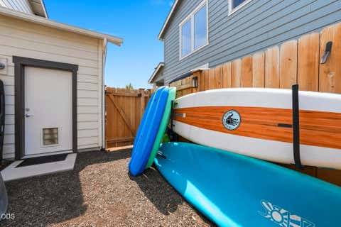Tiny photo for 2866 NE Marea Drive, Bend, OR 97701 (MLS # 220227110)