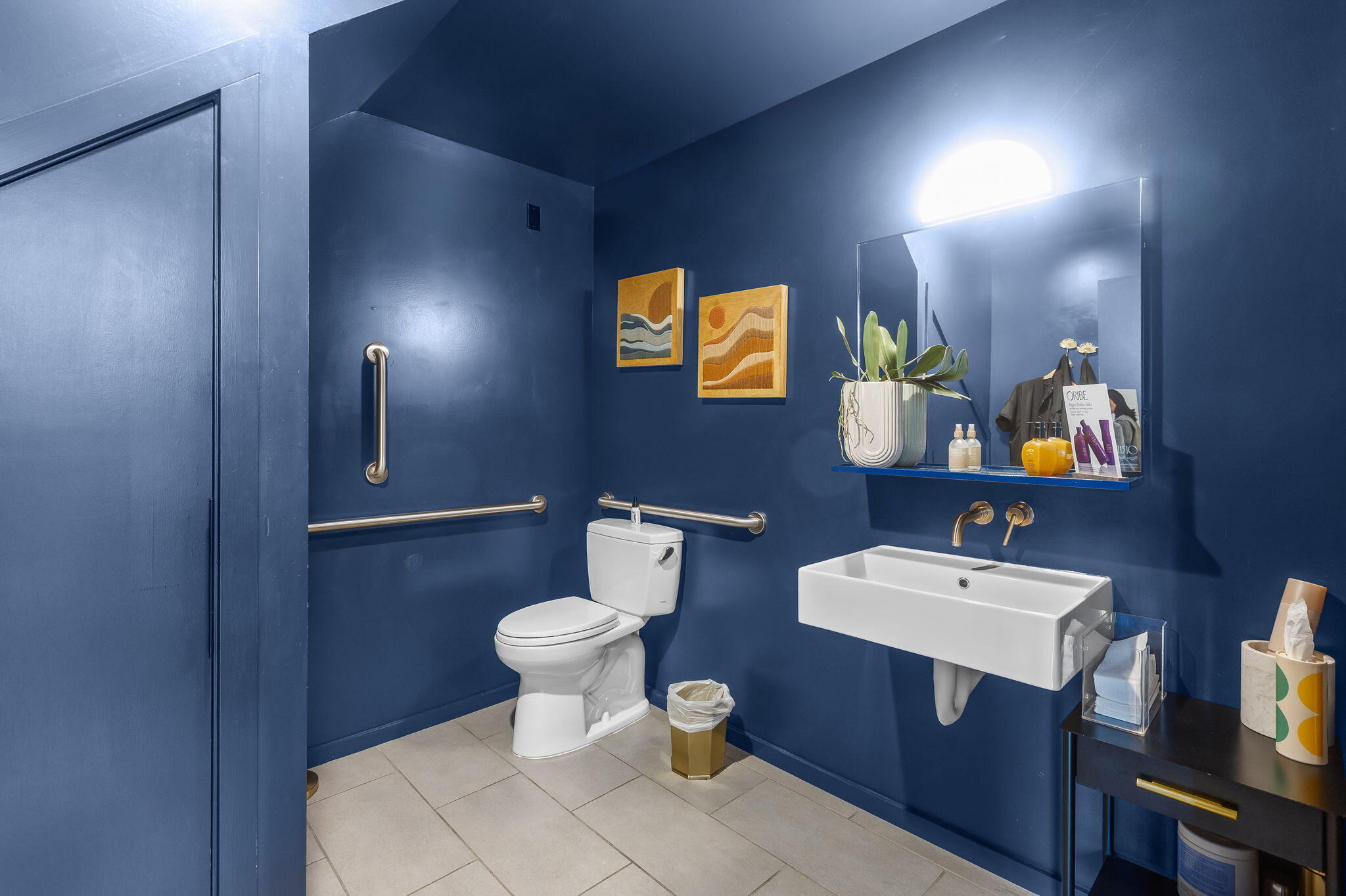 Kenwood - Commercial Sale