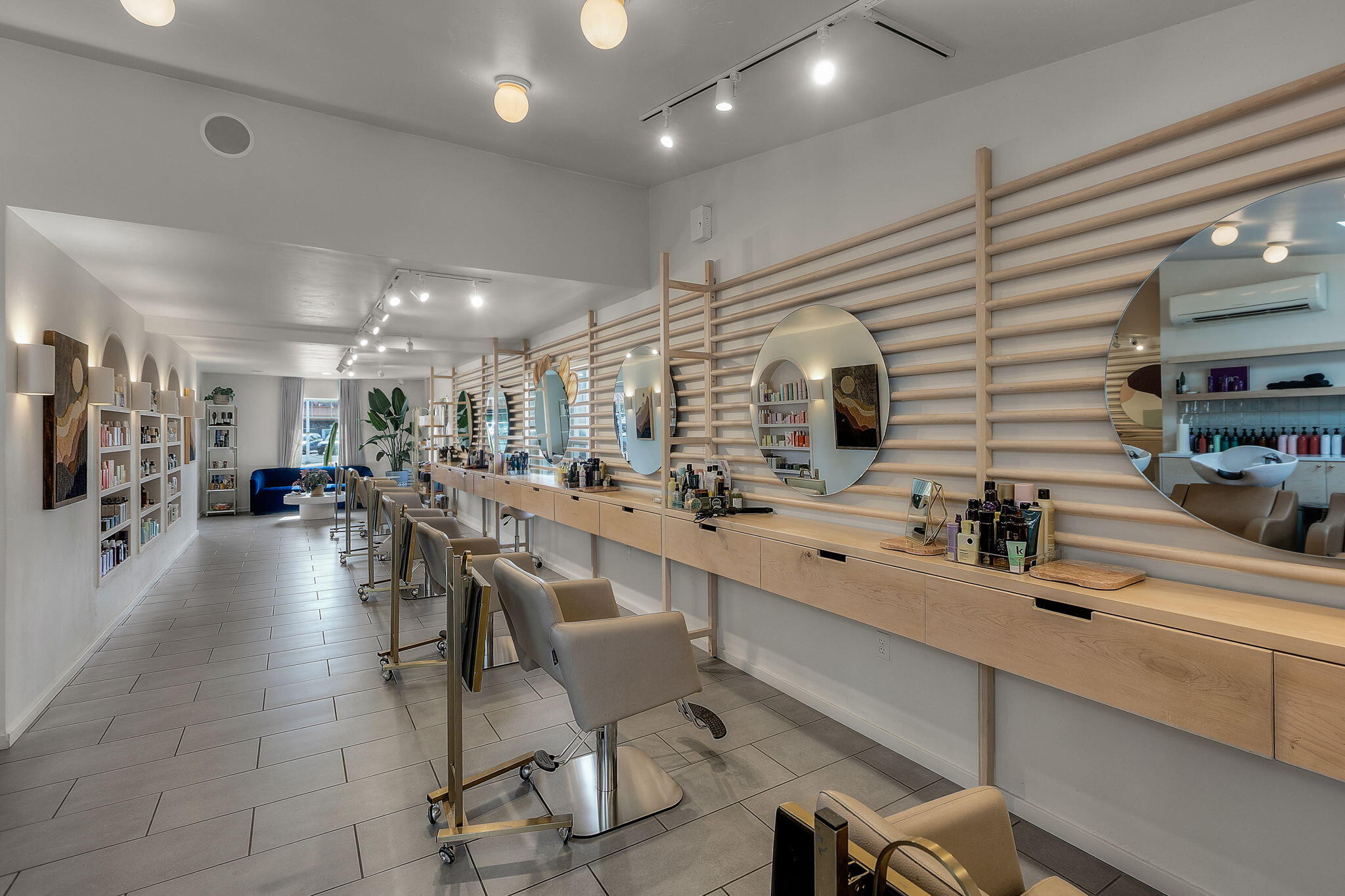 Kenwood - Commercial Sale