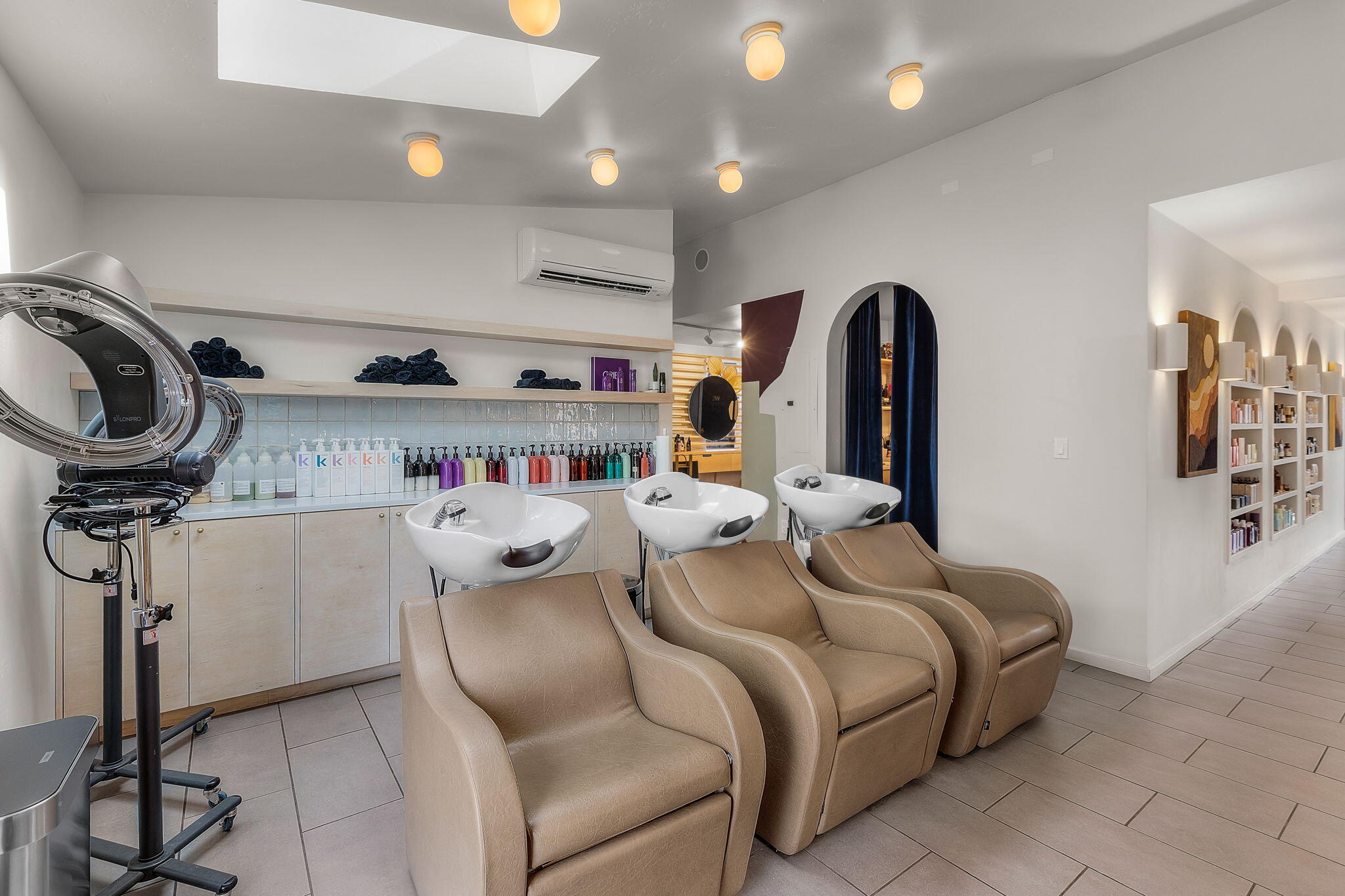 Kenwood - Commercial Sale