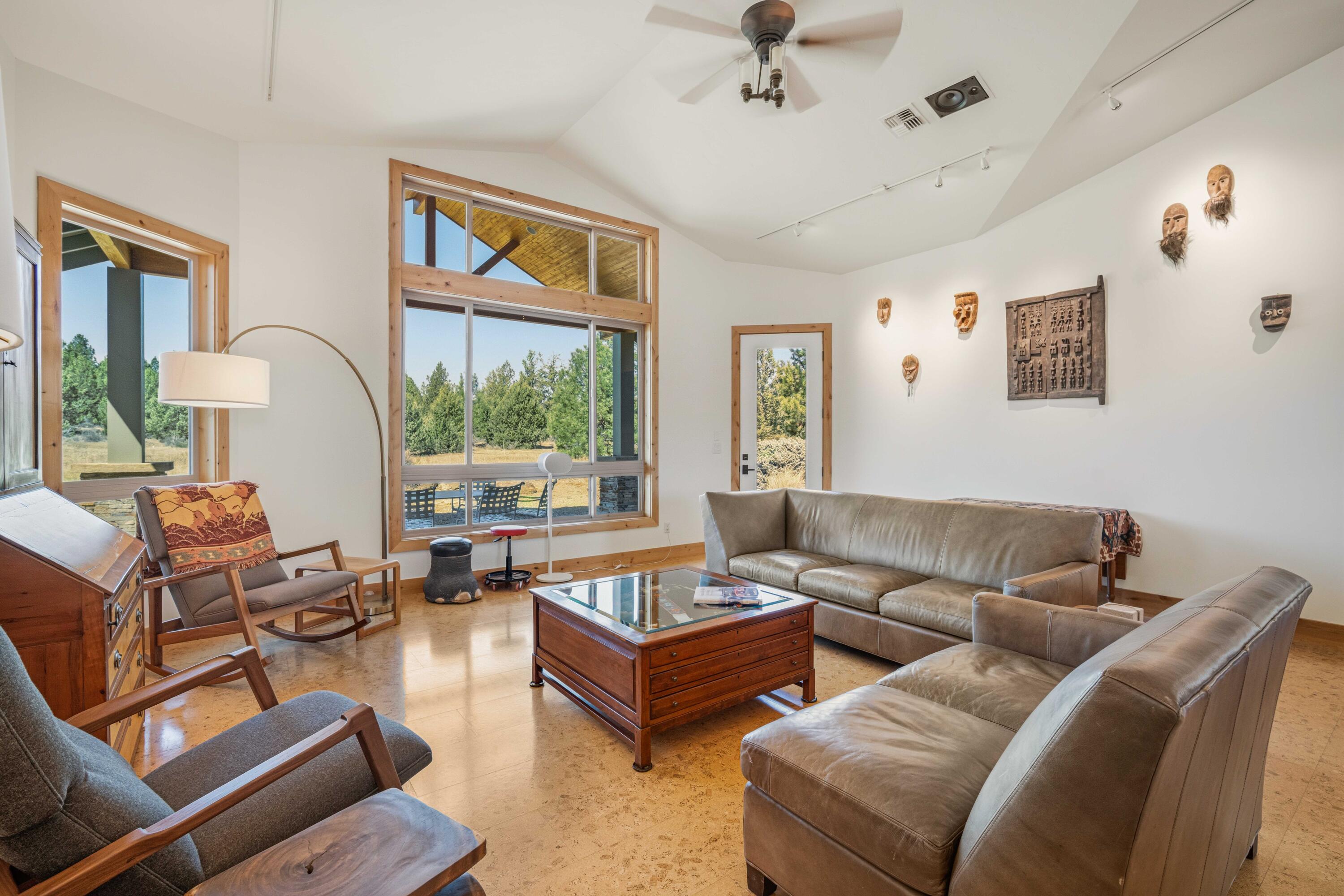 63945 W Quail Haven Drive