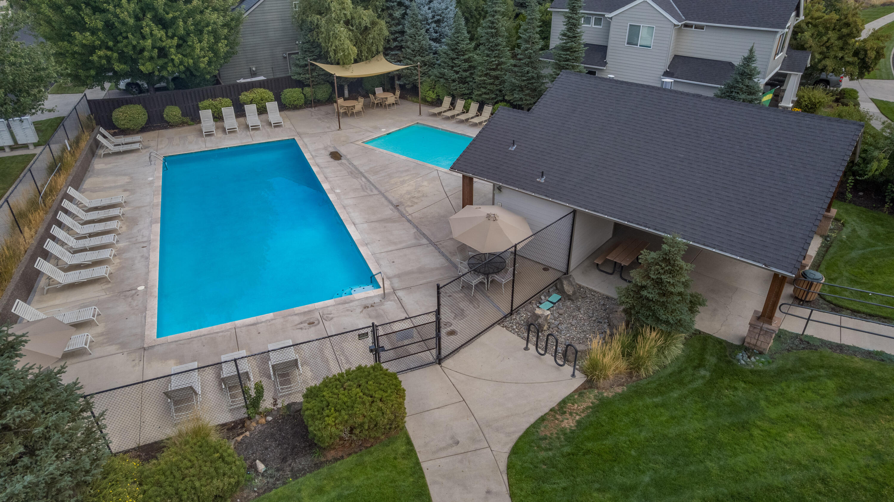 Lava Ridges - Residential