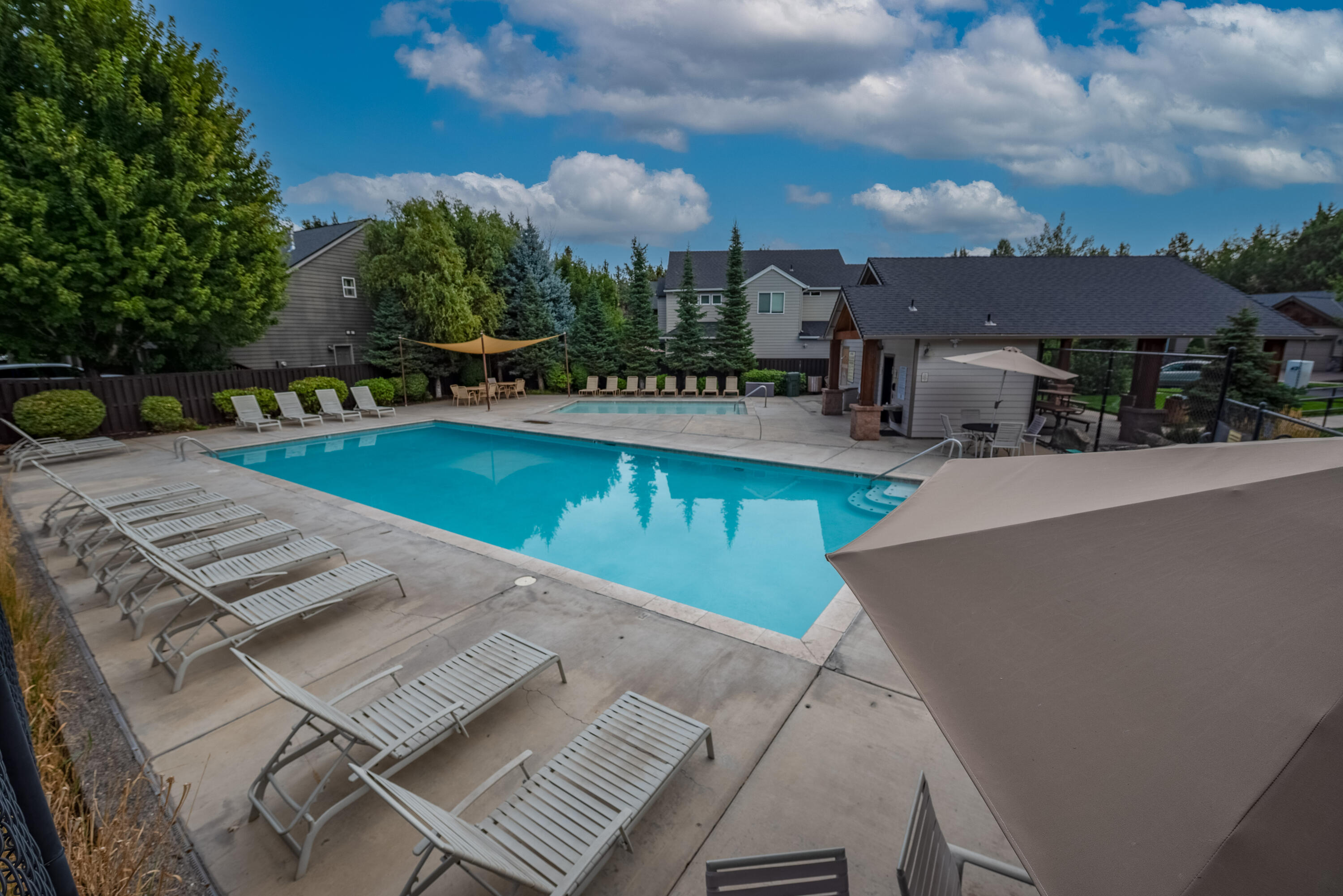 Lava Ridges - Residential