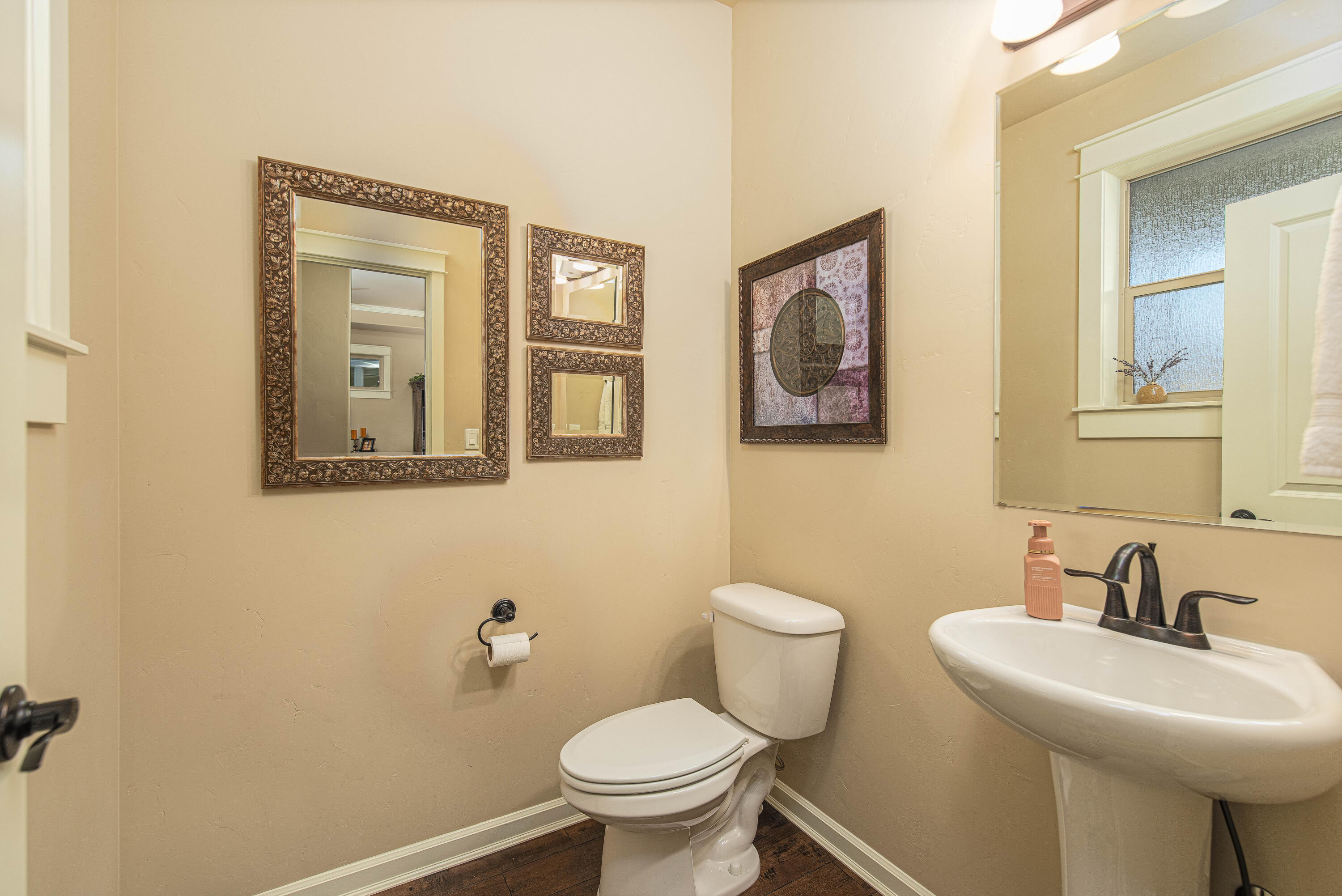 Lava Ridges - Residential