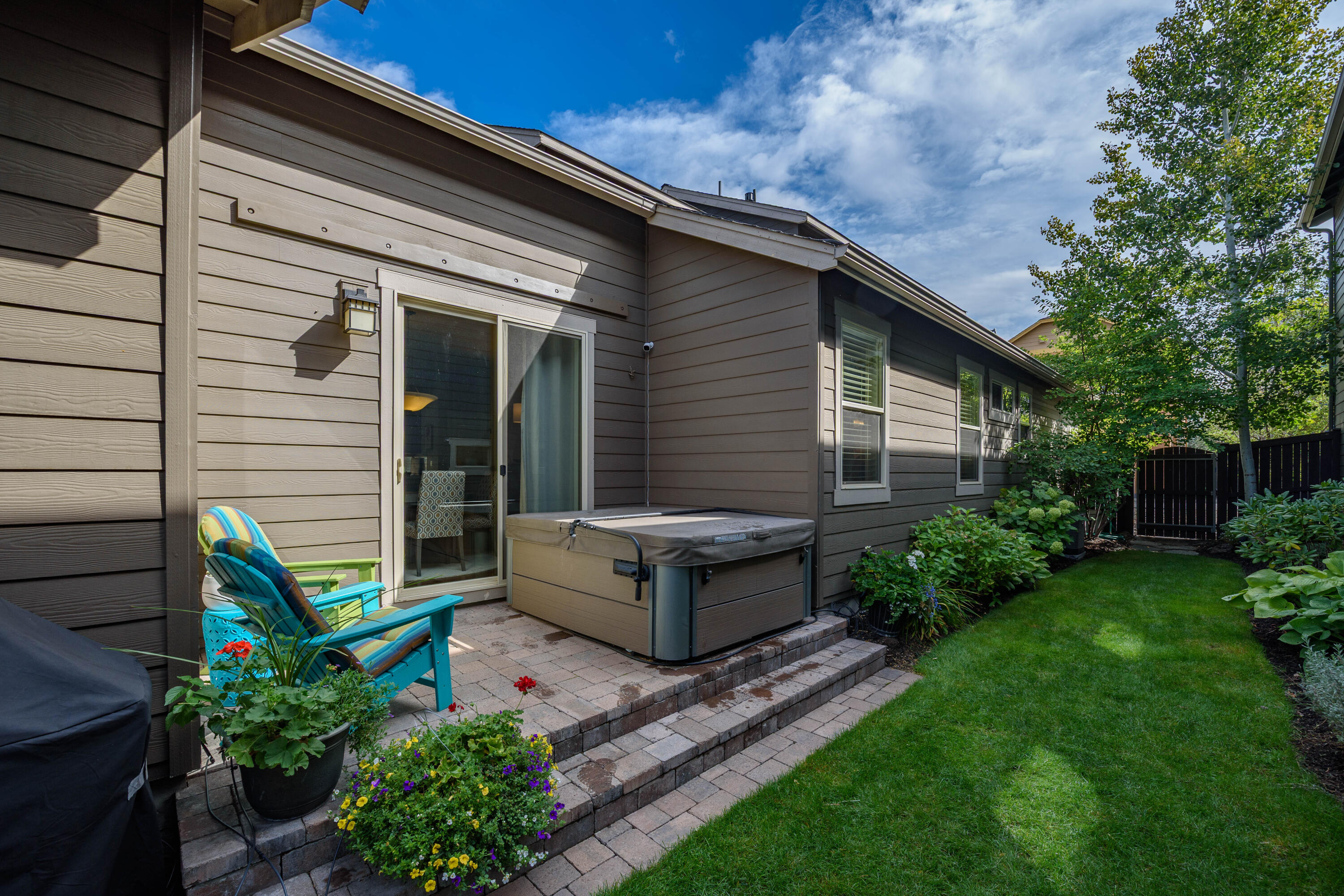 Lava Ridges - Residential