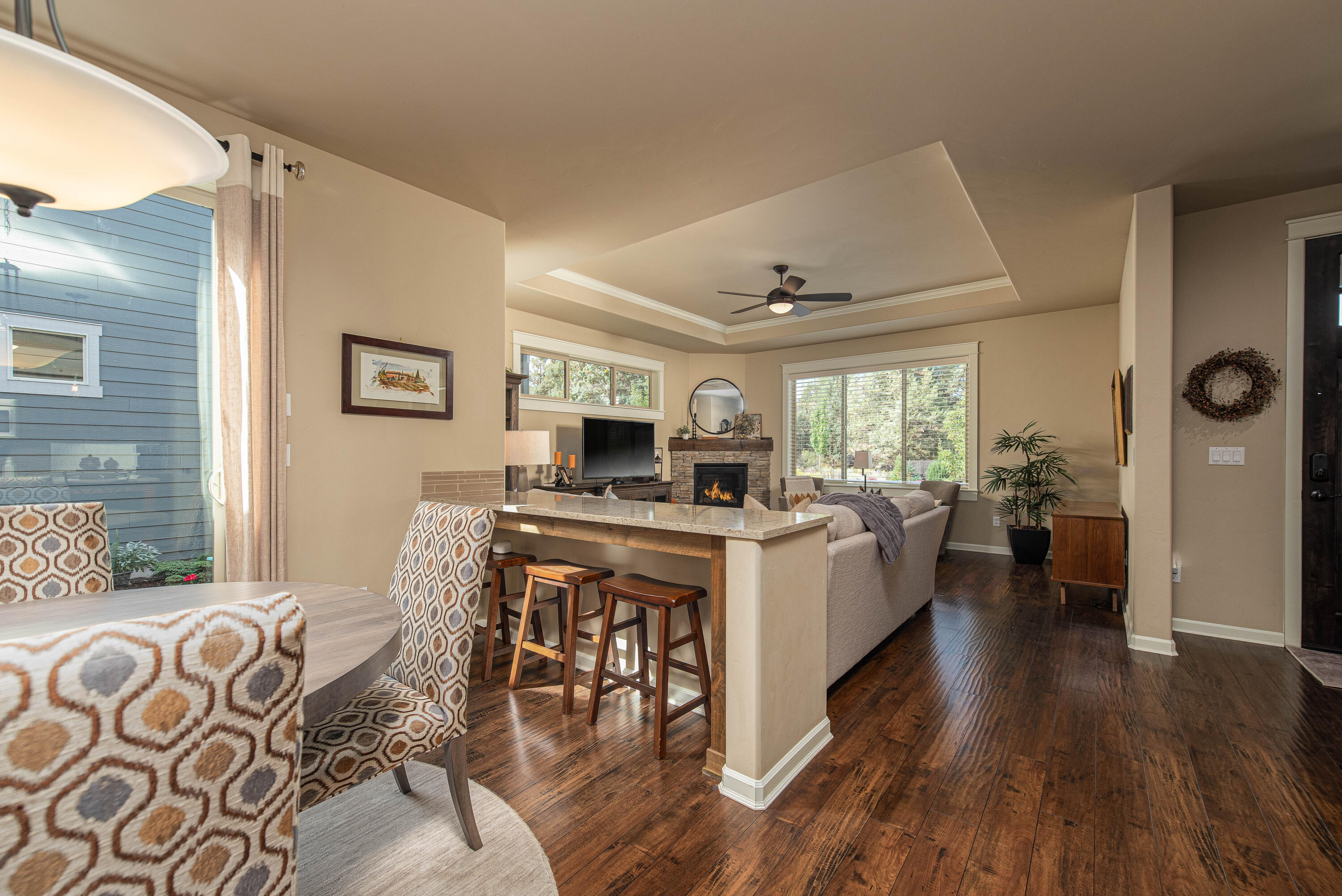 Lava Ridges - Residential