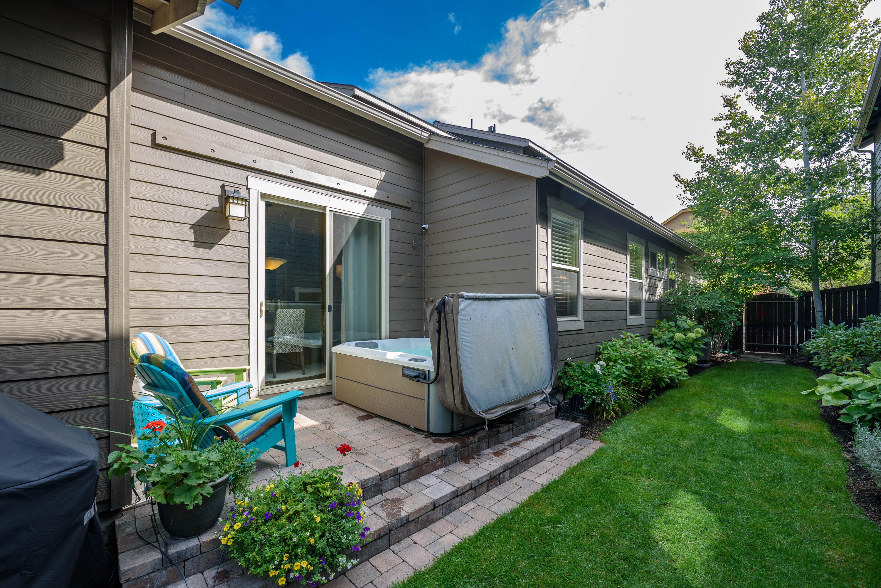 Lava Ridges - Residential