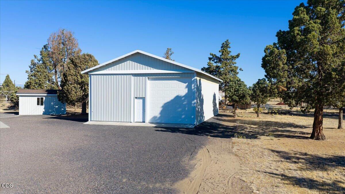 7218 SW Onyx Road