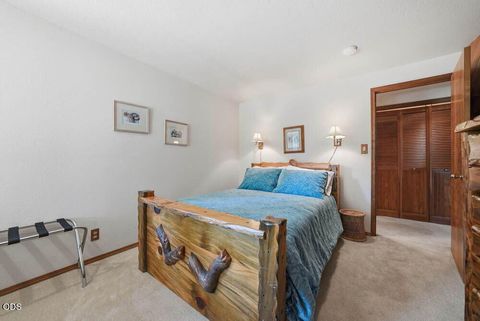 Tiny photo for 57715 Poplar Loop, Sunriver, OR 97707 (MLS # 220224552)