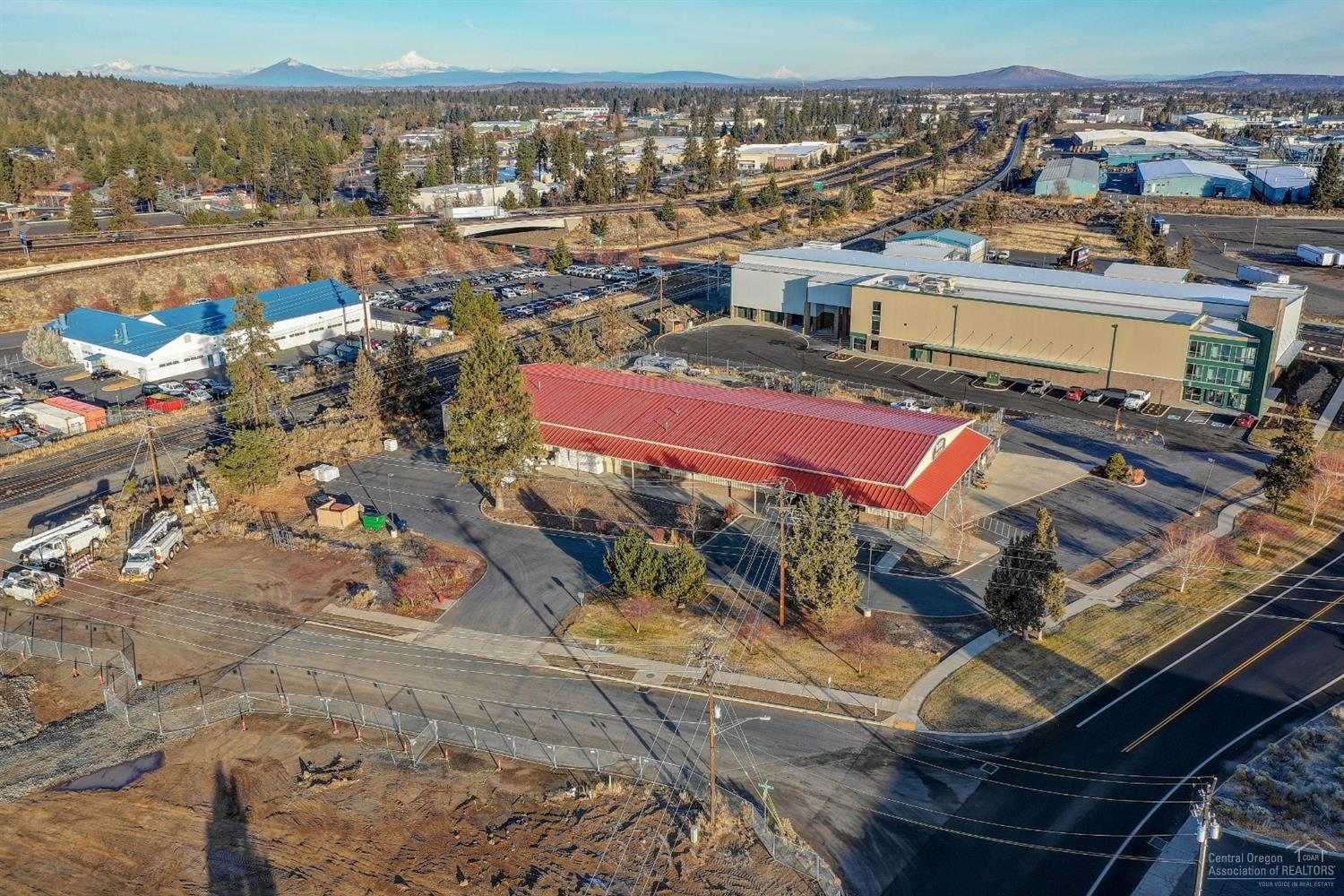 CLAB - Commercial Sale