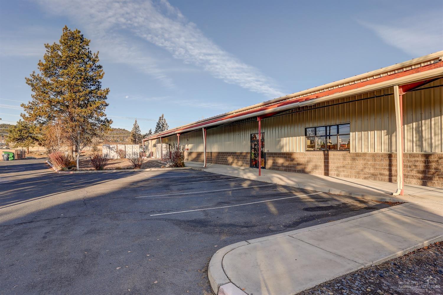 CLAB - Commercial Sale